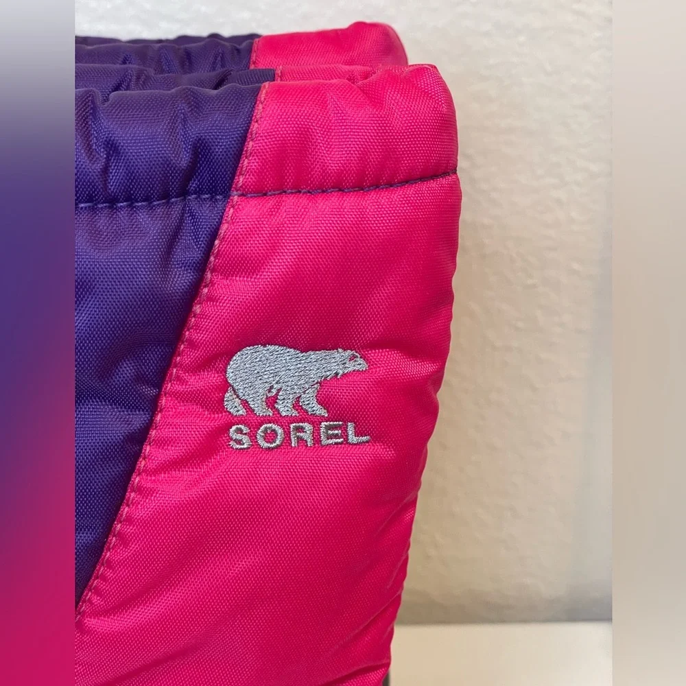 Sorel Flurry Youth Pink and‎ Purple Snow Boots Size 1